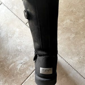 WORN ONCE! UGG boots with metal details